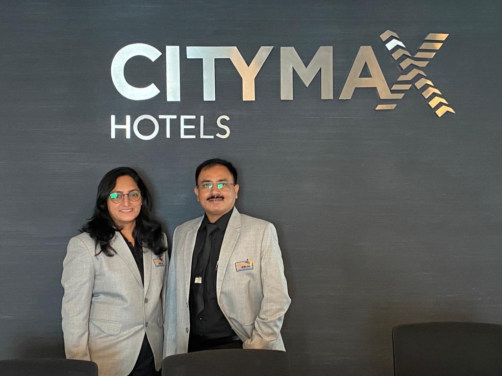 At Dubai to conduct Client Meet with Spouse